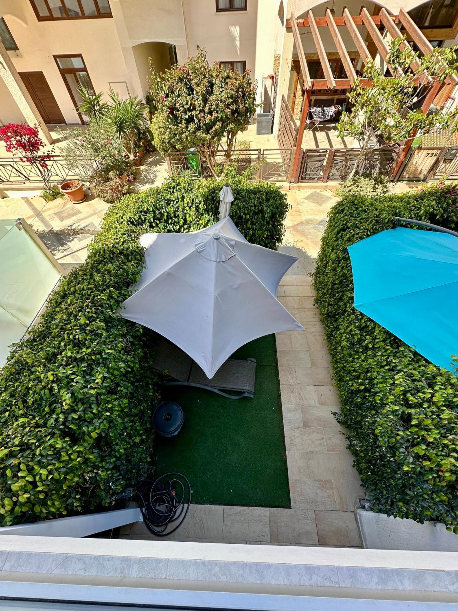 Galatex Beach Apartment Lemesos Exteriér fotografie