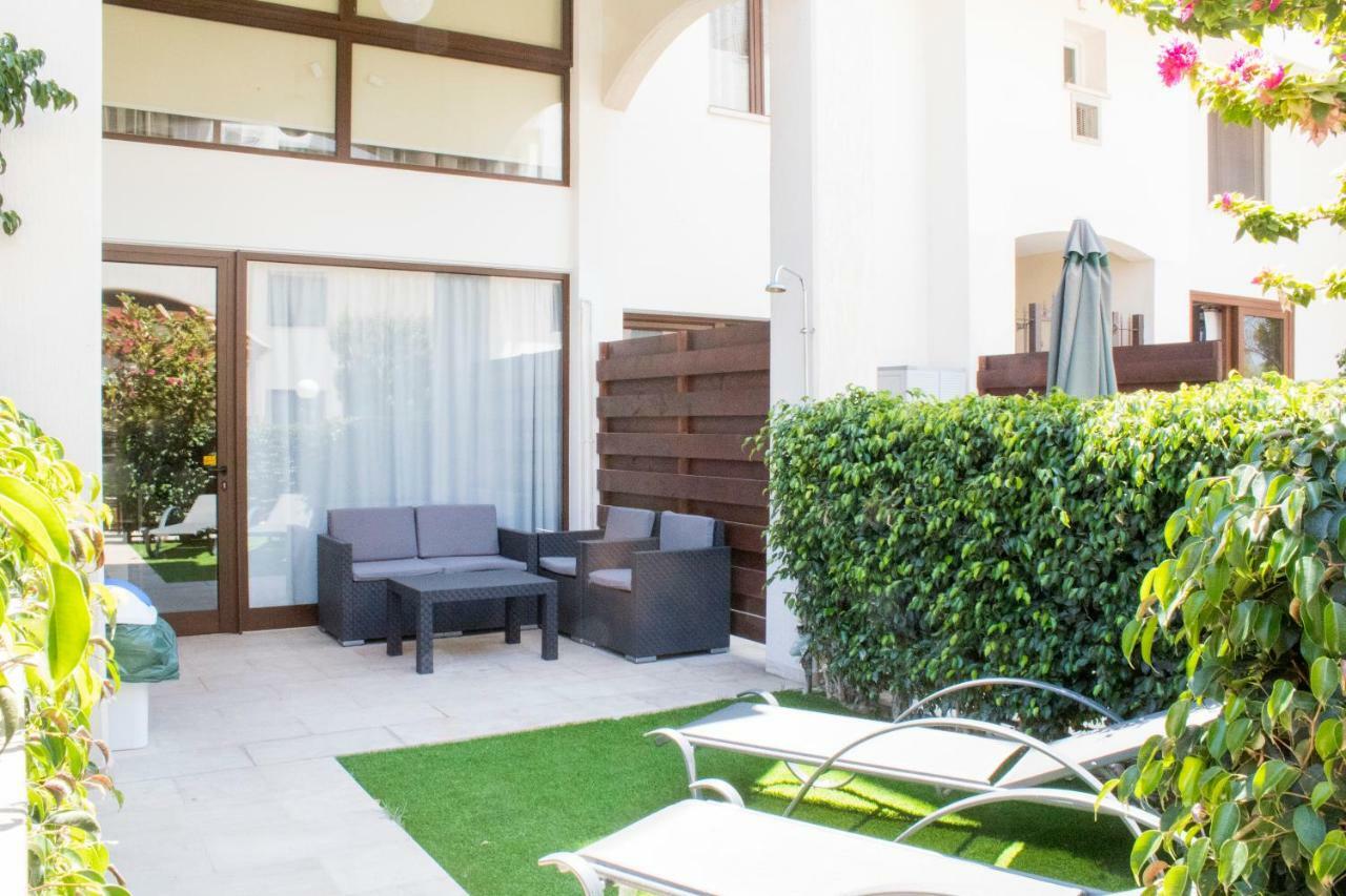 Galatex Beach Apartment Lemesos Exteriér fotografie