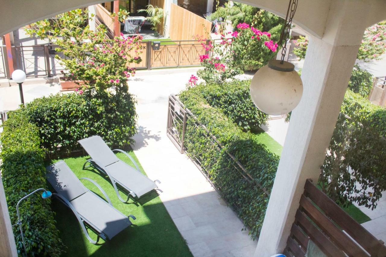 Galatex Beach Apartment Lemesos Exteriér fotografie