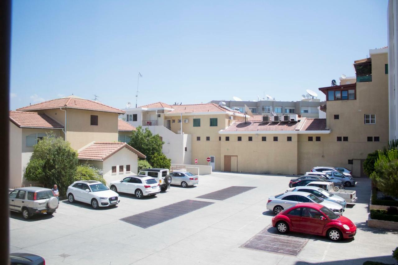 Galatex Beach Apartment Lemesos Exteriér fotografie