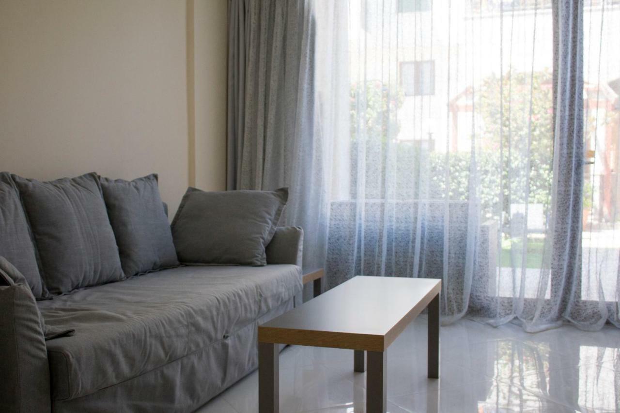 Galatex Beach Apartment Lemesos Exteriér fotografie