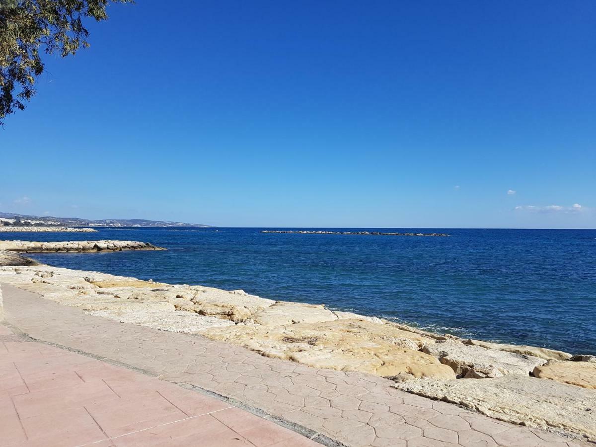 Galatex Beach Apartment Lemesos Exteriér fotografie