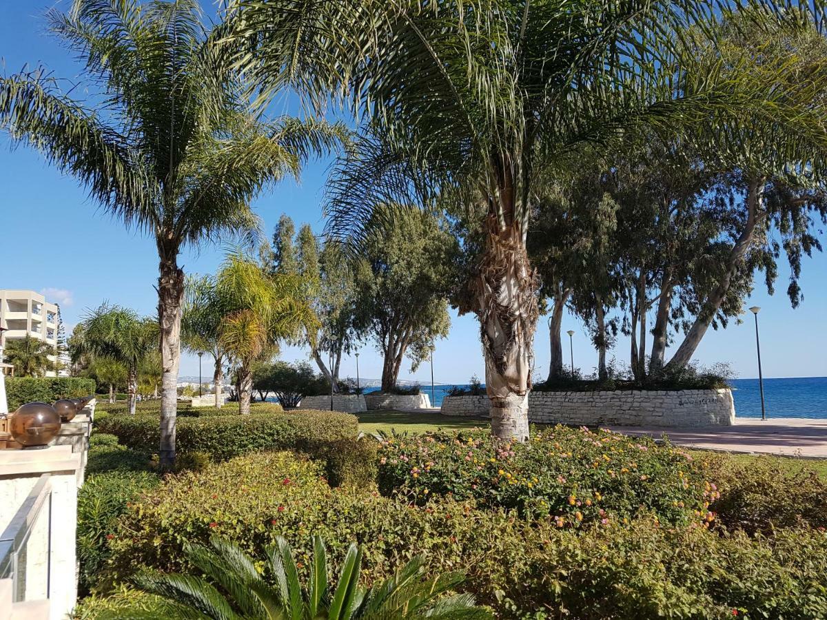 Galatex Beach Apartment Lemesos Exteriér fotografie